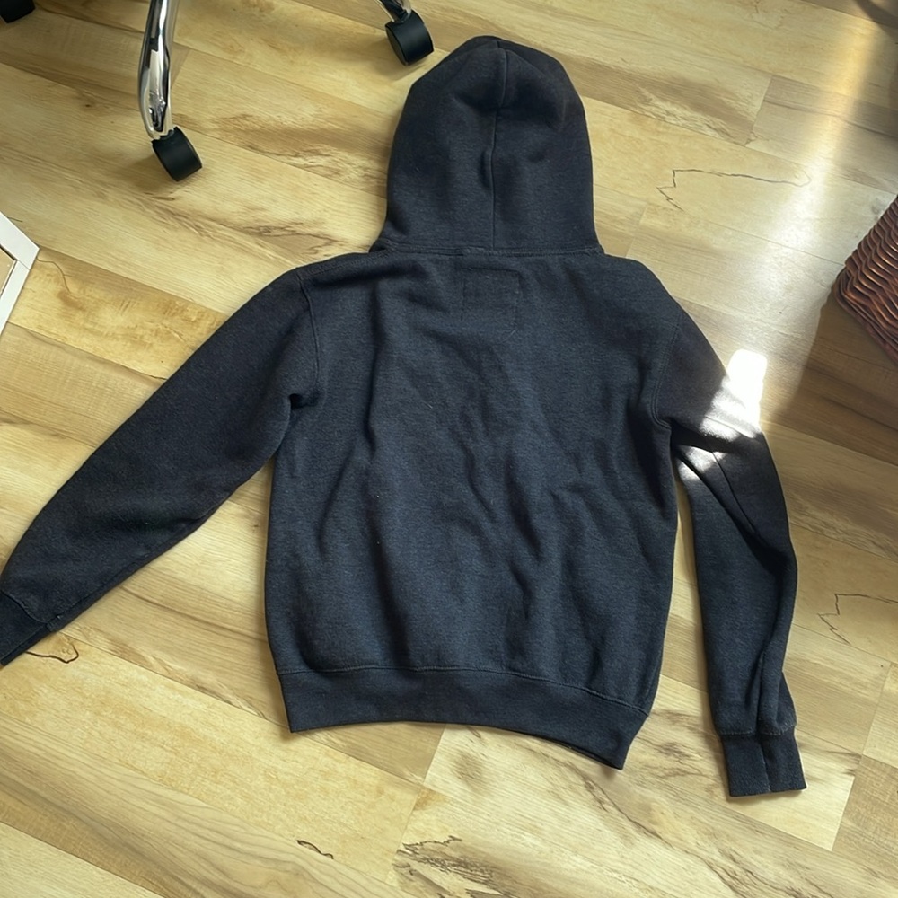 Dublin Sweatshirt - Picture 4 of 4